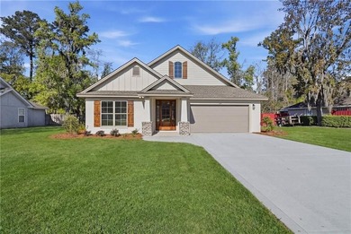 This beautiful 3 bedroom, 2 bathroom home with a double garage - photo 1