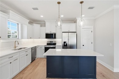 This beautiful 3 bedroom, 2 bathroom home with a double garage - photo 9