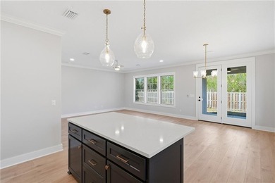 This beautiful 3 bedroom, 2 bathroom home with a double garage - photo 10