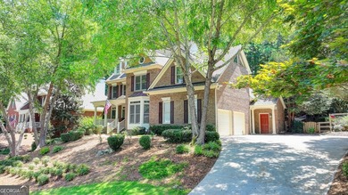 PRICE IMPROVEMENT!! Stately 6-bedroom, 5-bath executive home - photo 5