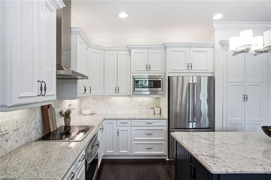 Luxury Naples living awaits in this rarely available and highly - photo 19
