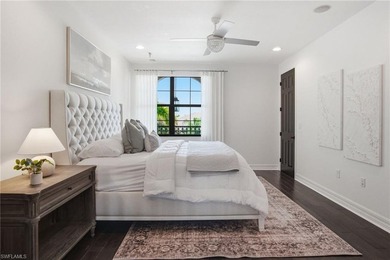 Luxury Naples living awaits in this rarely available and highly - photo 32