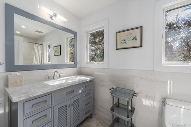 Beautiful, expansive soundfront retreat offering rare, direct - photo 38