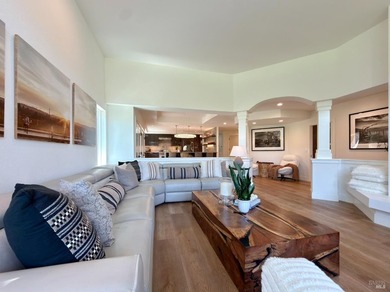 Experience refined Napa Valley living in this beautifully - photo 9