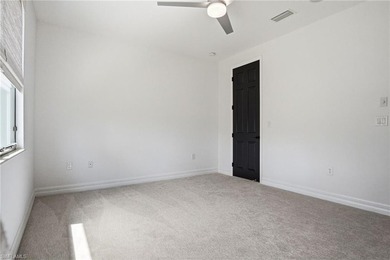 Luxury Naples living awaits in this rarely available and highly - photo 39