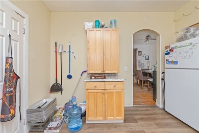 Welcome to this spacious colonial located in the Edgerton - photo 10