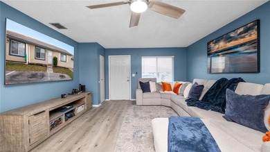 Updated 3-Bed, 2-Bath Condo in a Lakefront Community! - photo 6