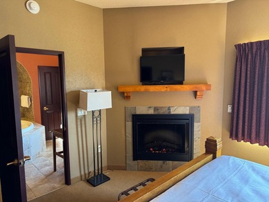 Located on the fifth floor, this spacious three bedroom condo - photo 13