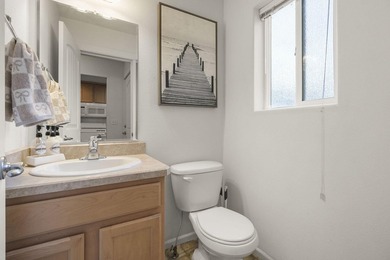 Rare chance to acquire a block of 6 extremely well-maintained - photo 17