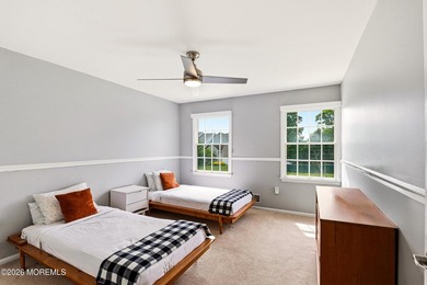 Welcome home to this spacious and beautifully maintained Center - photo 27
