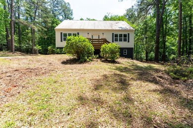 Looking for space for a large family or the perfect in-town - photo 1
