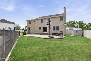 Welcome home to this spacious and beautifully maintained Center - photo 43