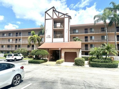 Huntington Lakes Condo For Sale in Delray Beach Florida