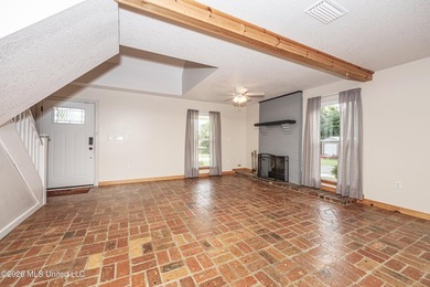 Welcome to your own private retreat in the desirable Spring Lake - photo 13