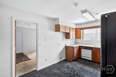 Opportunity knocks with this brick end-unit townhome offering NO - photo 5