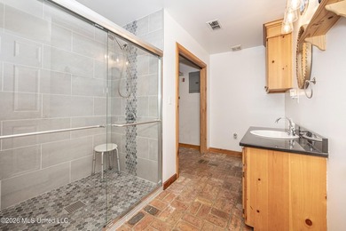 Welcome to your own private retreat in the desirable Spring Lake - photo 16