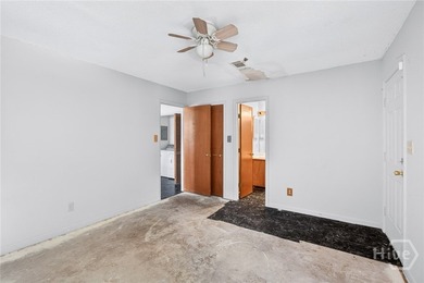 Opportunity knocks with this brick end-unit townhome offering NO - photo 9