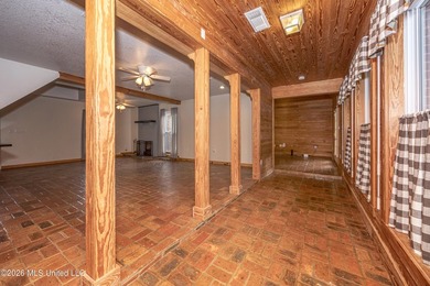 Welcome to your own private retreat in the desirable Spring Lake - photo 25