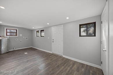Charming and affordable downtown entry-level property featuring - photo 29