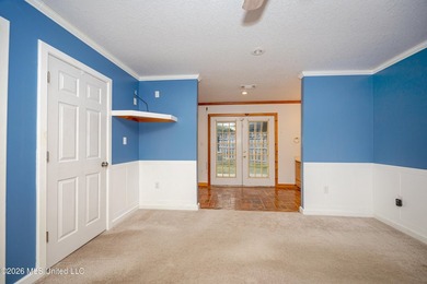 Welcome to your own private retreat in the desirable Spring Lake - photo 34