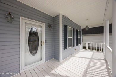 Welcome home to 285 Crooked Run, where space, comfort, and - photo 4