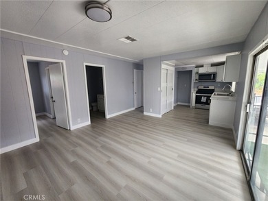 Newly Updated Spacious, 2 bedroom, 2 bath Home is located just - photo 9