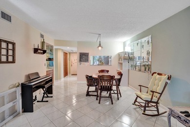 Come live in an All AGE Beautiful Community in East Boca Raton - photo 15