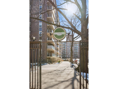 MeadowWood at Gateway 1-bedroom condo. The spacious unit - photo 16