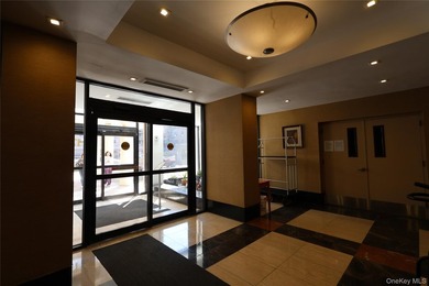 Step into this spacious one-bedroom unit in the premier - photo 21