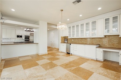 Custom Showcase 5-bedroom home with approx. 5,851 livable sq - photo 28