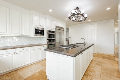 Custom Showcase 5-bedroom home with approx. 5,851 livable sq - photo 30