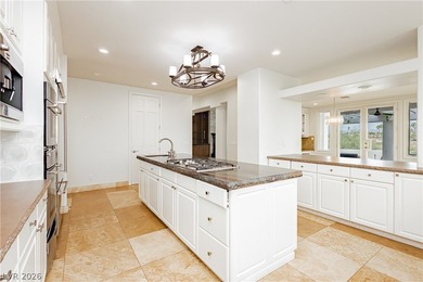 Custom Showcase 5-bedroom home with approx. 5,851 livable sq - photo 32