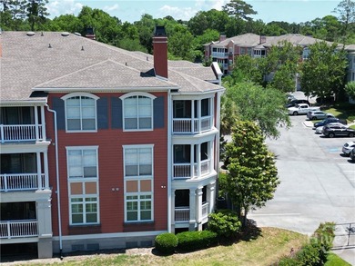 Beautiful and Bright 1st floor condo at the Merritt. The - photo 2