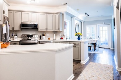 Beautiful and Bright 1st floor condo at the Merritt. The - photo 5