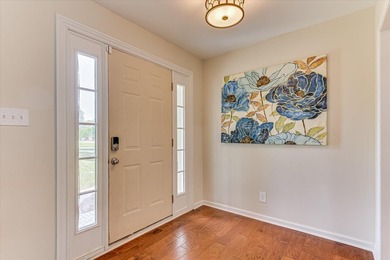 SUPER LOCATION, GREAT CONDITION... This well-maintained family - photo 5