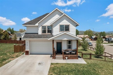 (private lake, pond, creek) Home For Sale in Hayden Colorado