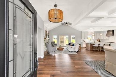Exceptional craftsmanship & modern design in this stunning new - photo 2