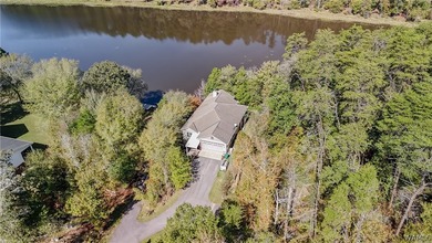 Waterfront living w/game-day convenience, 4-bdrm lk hs retreat - photo 13