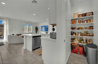 Your Oasis of Adventure Awaits in Las Vegas! Welcome to 8907