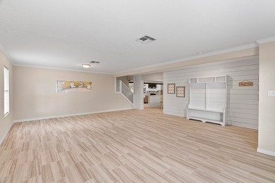 2321 Harbor Drive has been beautifully updated and thoughtfully - photo 18