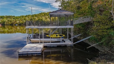 Waterfront living w/game-day convenience, 4-bdrm lk hs retreat - photo 26