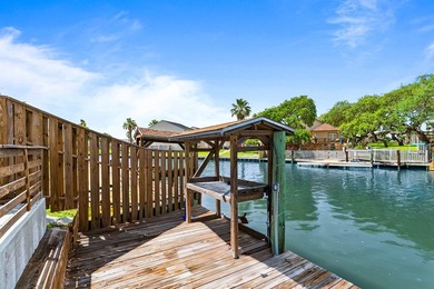 2321 Harbor Drive has been beautifully updated and thoughtfully - photo 32