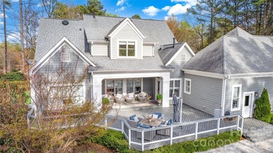 Gorgeous custom home loaded with luxury upgrades and exceptional - photo 5