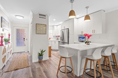 St. Lucie River Condo Active Under Contract in Stuart Florida