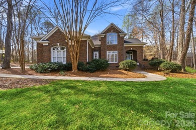 (private lake, pond, coastal) Home For Sale in Waxhaw North Carolina