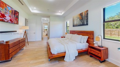Experience luxury living in this stunning 5-bedroom, 4-bath - photo 34