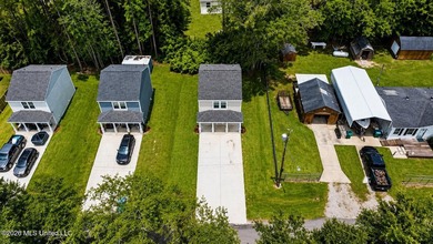 Move-in ready 3-bedroom home built in 2024! This well-maintained - photo 2