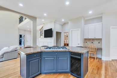 HOME + PLUS EXTRA LAND/LOT Introducing a rare and refined Alpine - photo 8