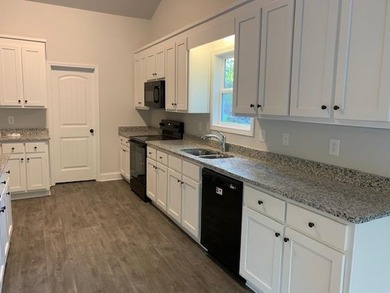 New construction 4b5/2.5ba one level home in High Point - photo 8