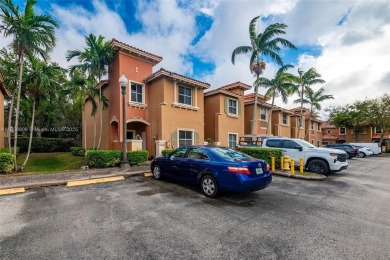 Lake Townhome/Townhouse For Sale in Dania, Florida